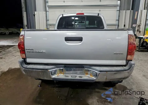 2005 Toyota Tacoma Access Cab z USA, uszkodzony, nr VIN 5TEUX42NX5Z135488